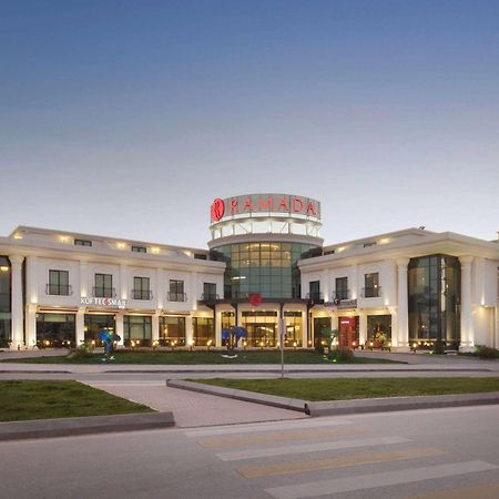 Ramada By Wyndham Sakarya Hotel Экстерьер фото